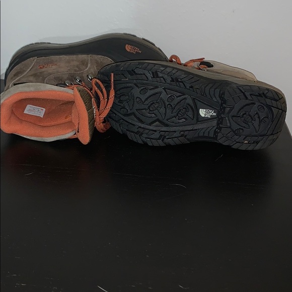North face waterproof boots - Picture 2 of 4